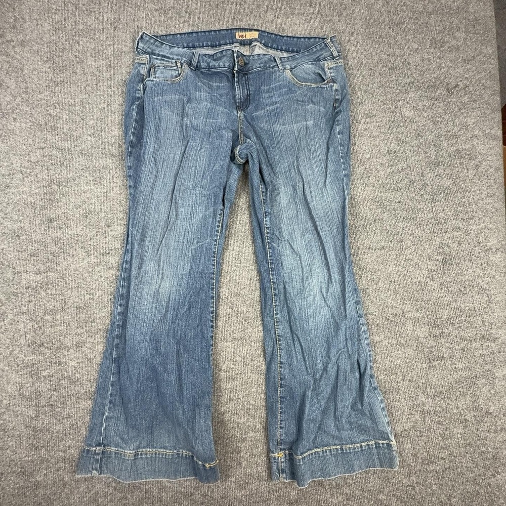Y2K L.e.i. Sophia Jeans Womens 24 Medium Wash Blue Mid Rise Bootcut Denim Pants